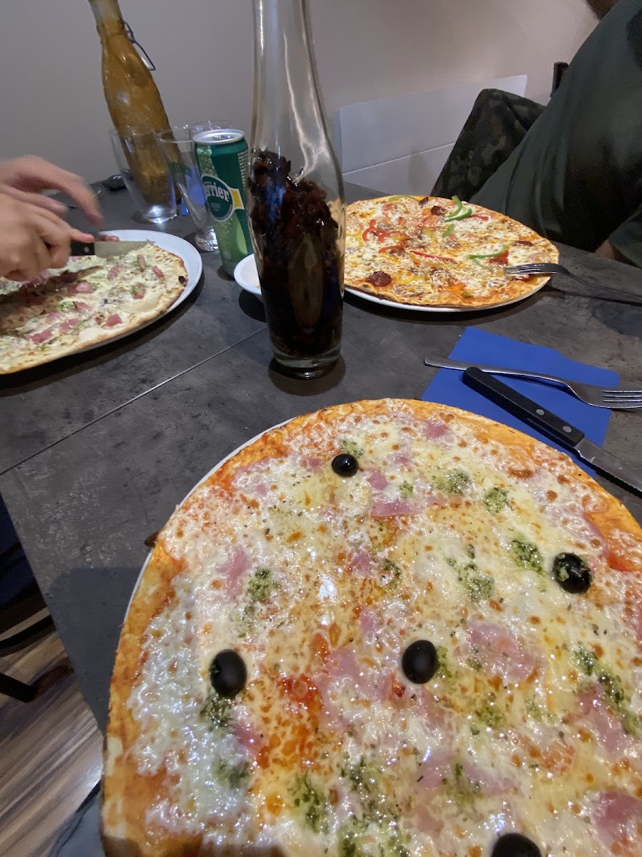 Pizzeria La Grotte Photos 2